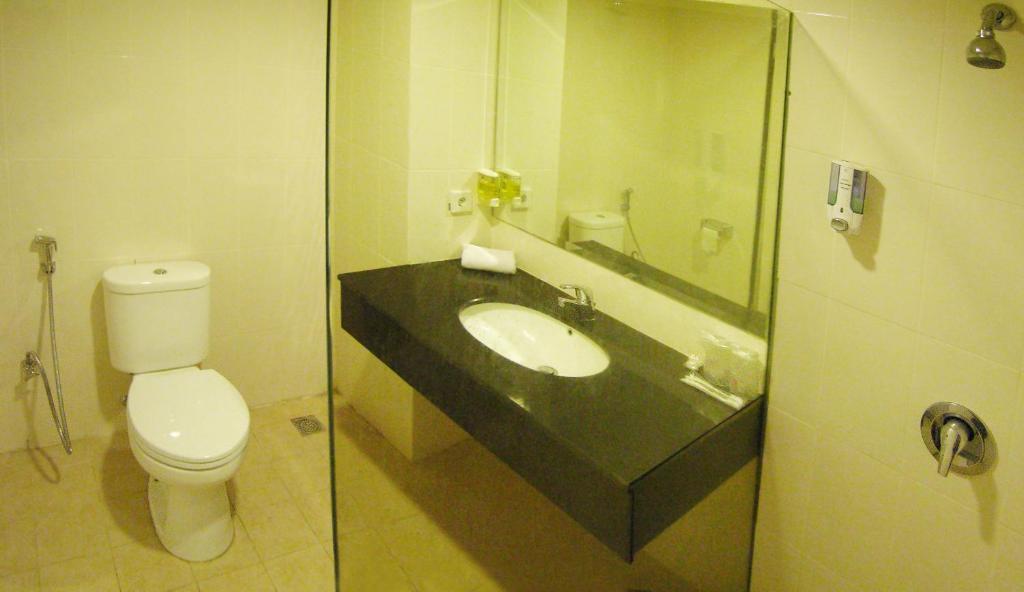 סידוארג'ו Hotel Delta Sinar Mayang חדר תמונה